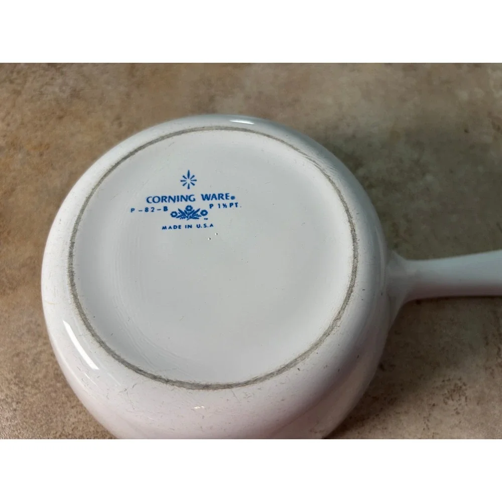 Corning Ware P-82-B Blue Cornflower 1.5 Pint Saucepan with Handle Vintage USA